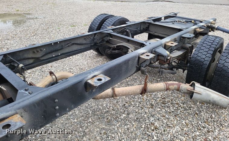 image for item LS9620 2009 Chevrolet C4500  truck cab and chassis