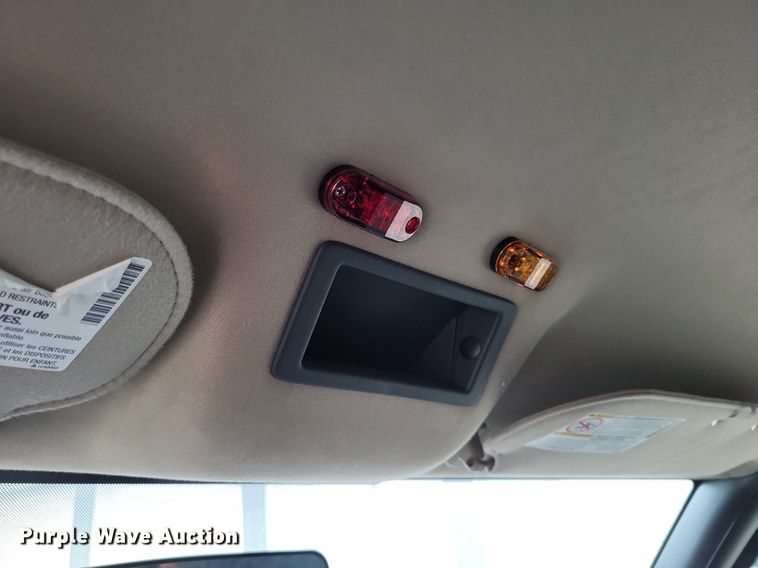 image for item LS9620 2009 Chevrolet C4500  truck cab and chassis