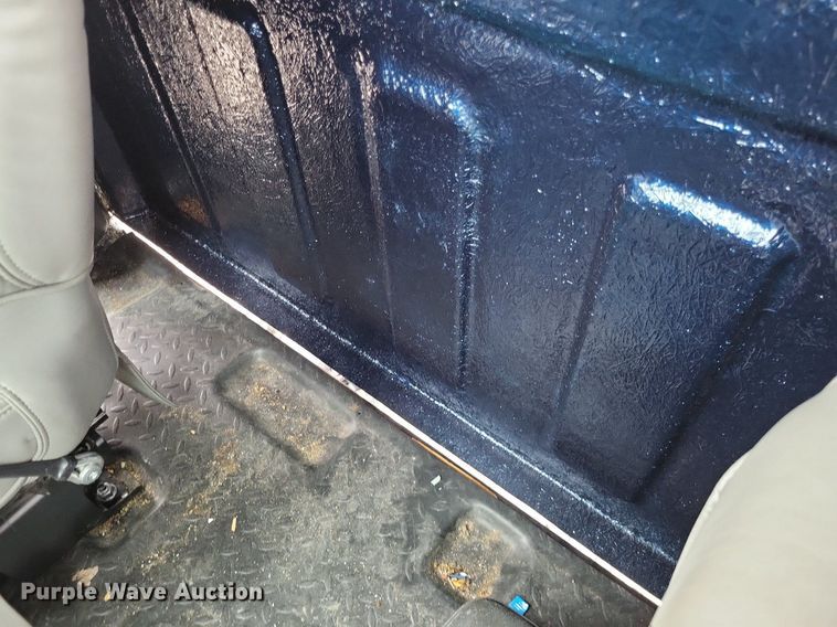 image for item LS9620 2009 Chevrolet C4500  truck cab and chassis