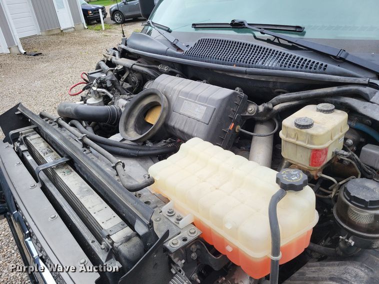 image for item LS9620 2009 Chevrolet C4500  truck cab and chassis