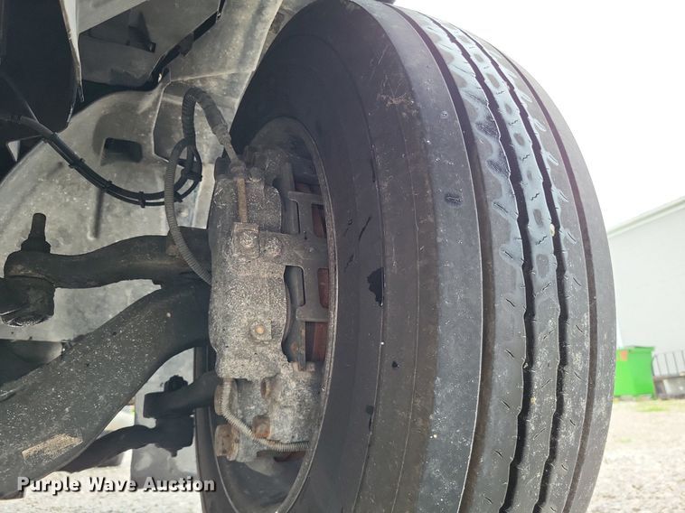 image for item LS9620 2009 Chevrolet C4500  truck cab and chassis