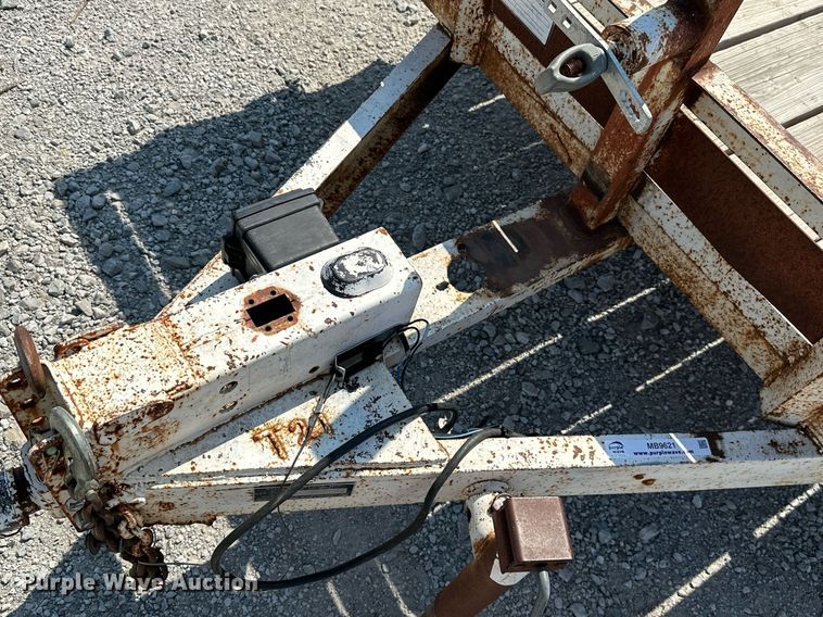 image for item MB9621 1995 Starlite  utility trailer