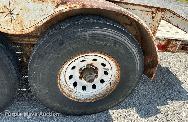 image for item MB9621 1995 Starlite  utility trailer