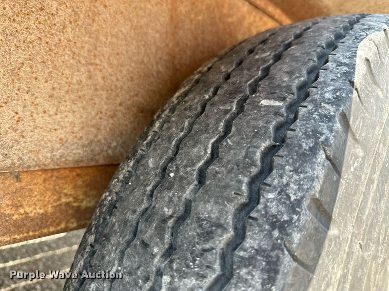 image for item MB9621 1995 Starlite  utility trailer