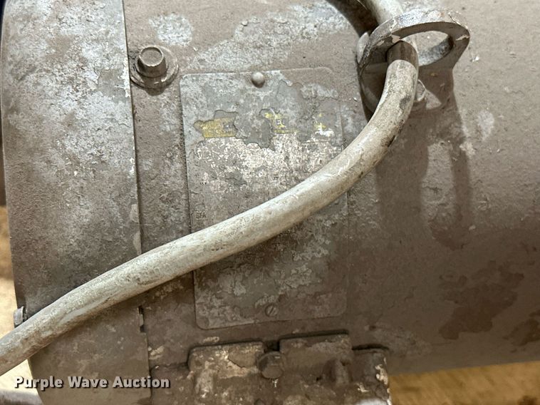 image for item MB9756 (4) electric motors