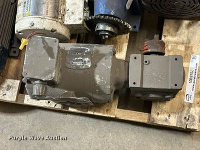 image for item MB9756 (4) electric motors