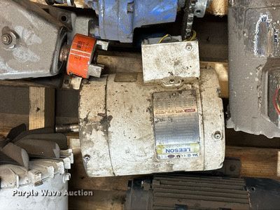 image for item MB9756 (4) electric motors