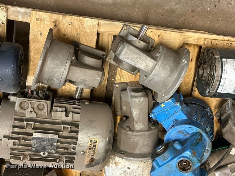 image for item MB9758 (7) electric motors