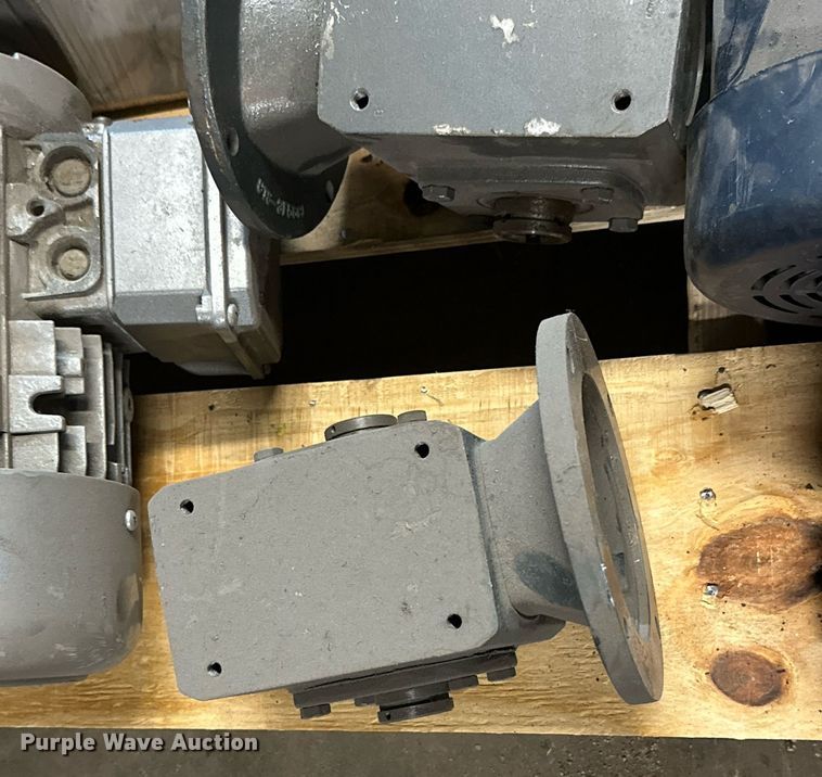 image for item MB9758 (7) electric motors