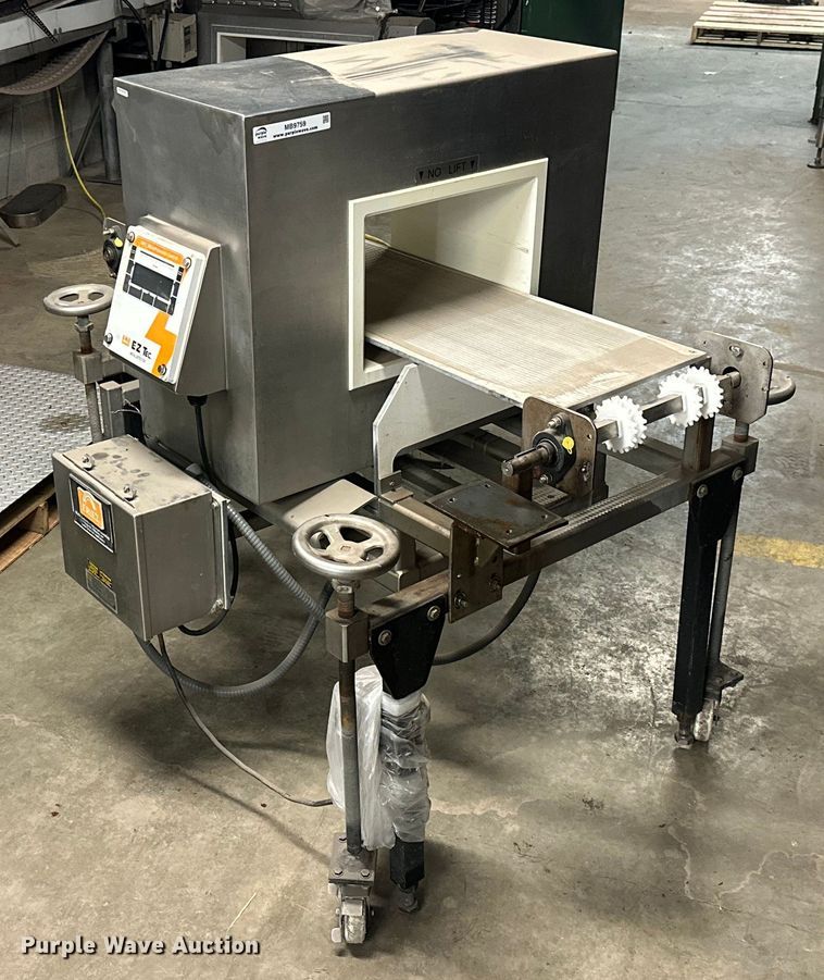 image for item MB9759 EZ Tec EZ4-5  Metal Detector