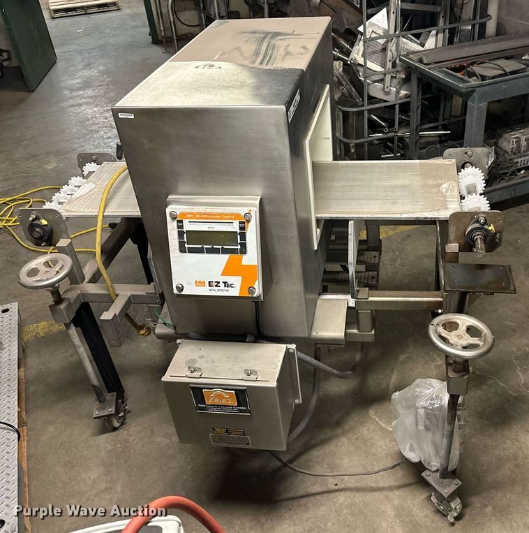 image for item MB9759 EZ Tec EZ4-5  Metal Detector