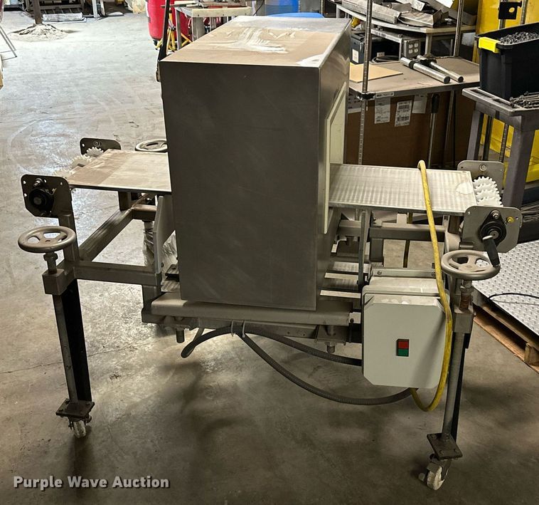 image for item MB9759 EZ Tec EZ4-5  Metal Detector