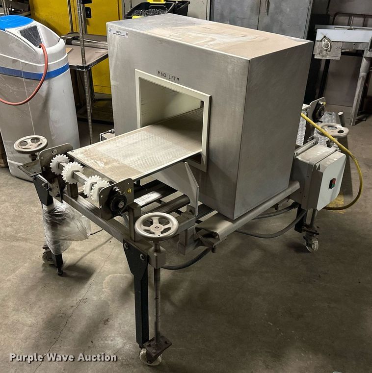 image for item MB9759 EZ Tec EZ4-5  Metal Detector