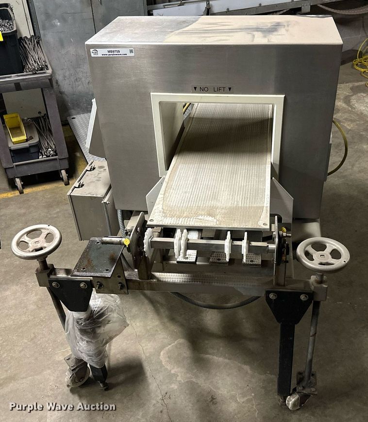 image for item MB9759 EZ Tec EZ4-5  Metal Detector