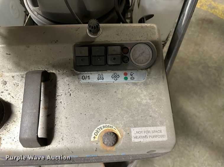 image for item MB9761 Cleaning equipment