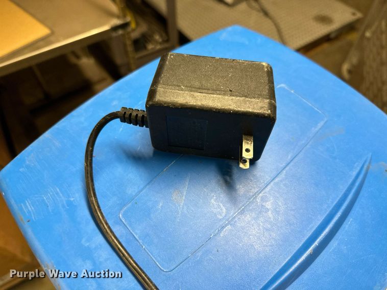 image for item MB9761 Cleaning equipment