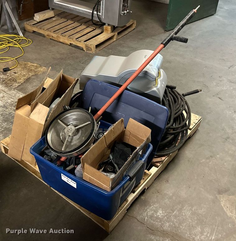 image for item MB9761 Cleaning equipment