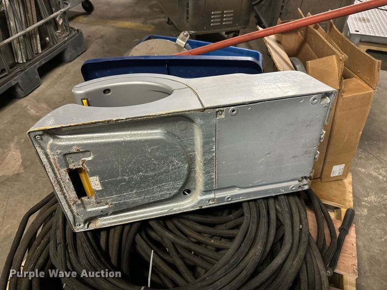 image for item MB9761 Cleaning equipment