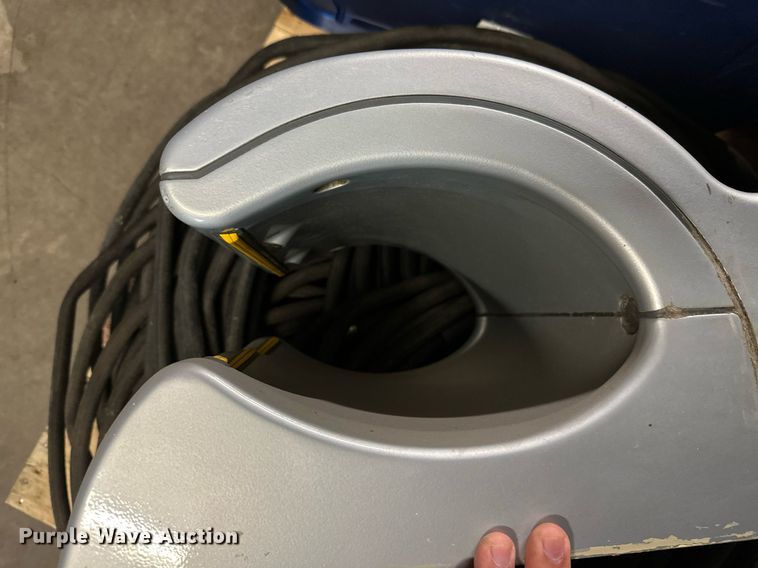 image for item MB9761 Cleaning equipment