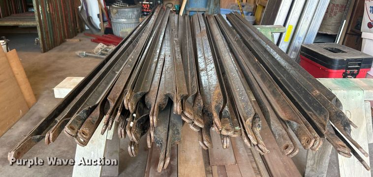 image for item MD9002 Waco  scaffolding