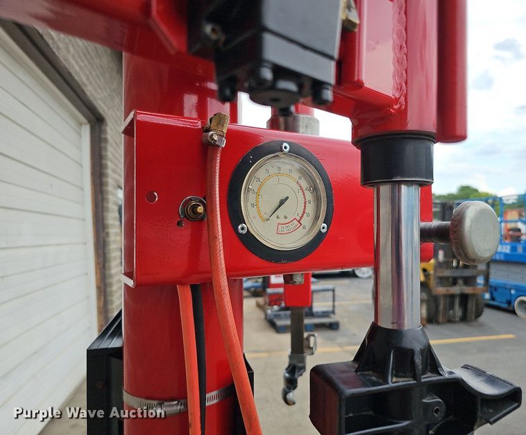 image for item MD9895 Coats  X Series 70X-AH-3  rim clamp tire machine