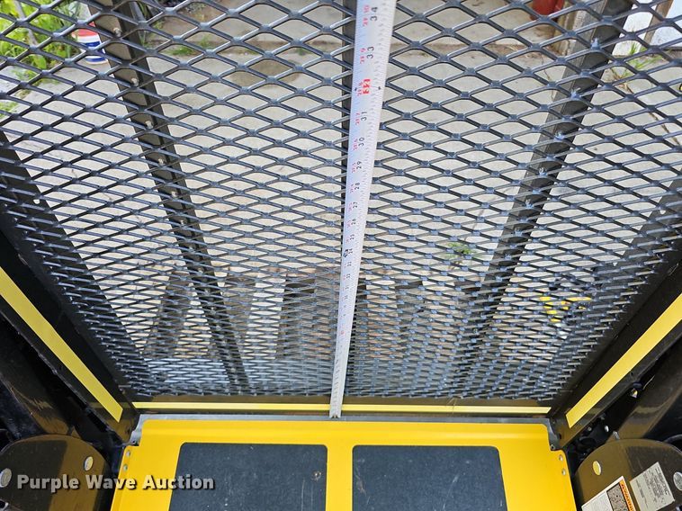 image for item MD9928 2019 BraunAbility NCL1000FIB345HB-2  wheel chair lift