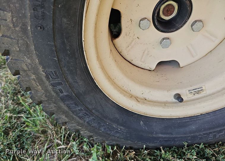 image for item MD9930 Grasshopper 325  ZTR lawn mower