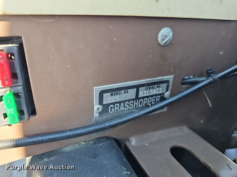 image for item MD9930 Grasshopper 325  ZTR lawn mower