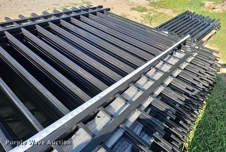 image for item MD9931 (20) 10' L x 6' 6" H wrought iron site fencing