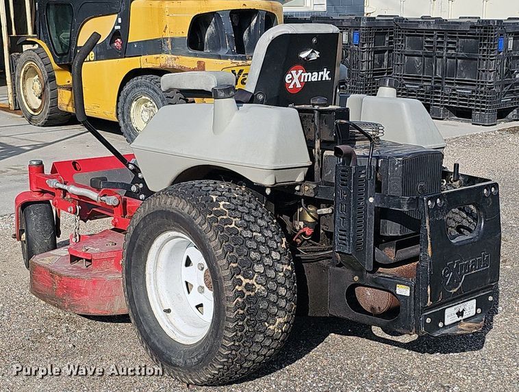 image for item MD9957 Exmark Lazer ZHP LHP4818KC  ZTR lawn mower