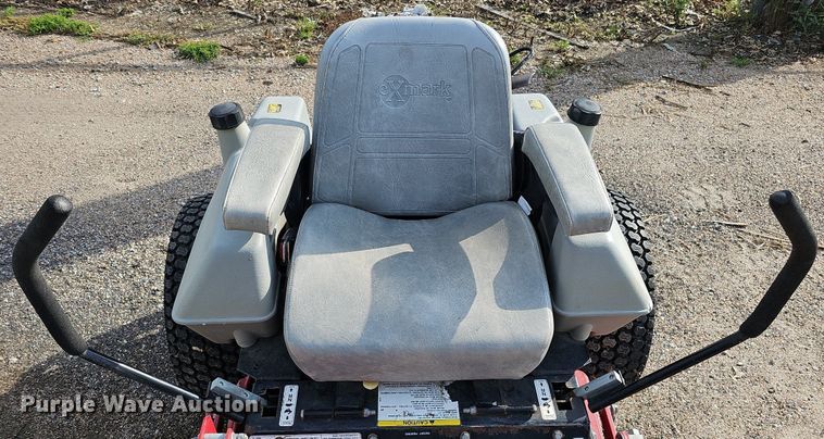 image for item MD9957 Exmark Lazer ZHP LHP4818KC  ZTR lawn mower