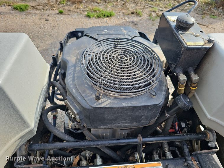 image for item MD9957 Exmark Lazer ZHP LHP4818KC  ZTR lawn mower