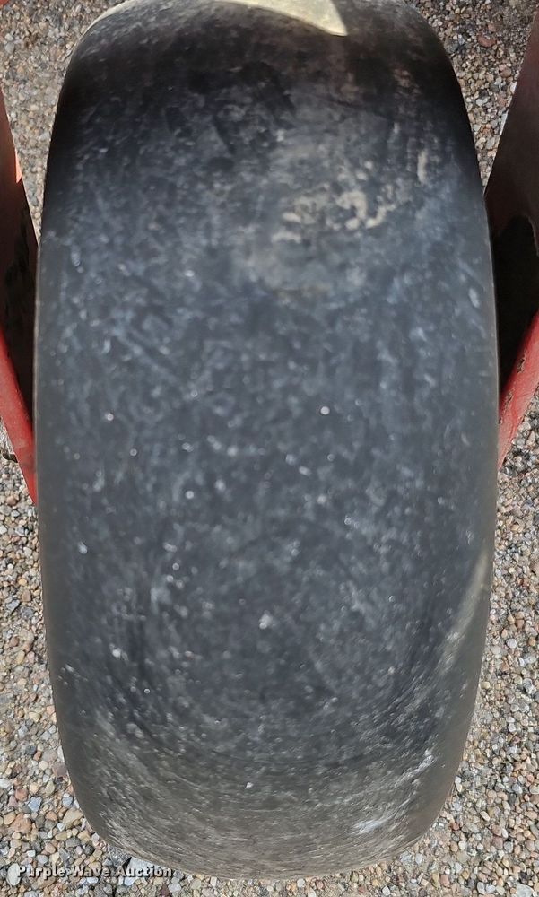 image for item MD9957 Exmark Lazer ZHP LHP4818KC  ZTR lawn mower