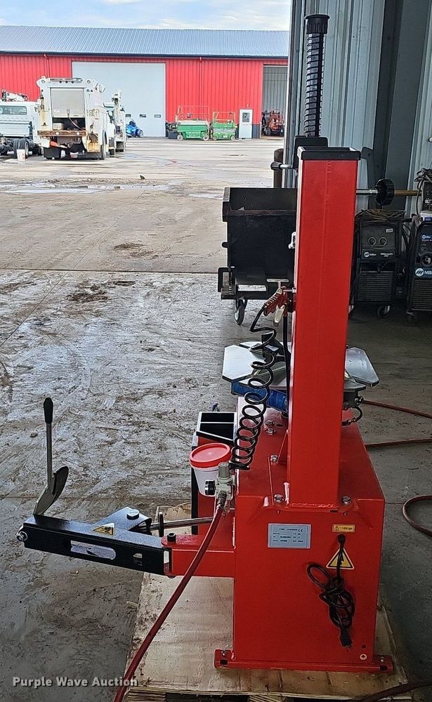 image for item MD9965 2023  tire machine