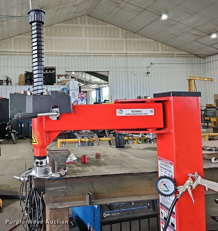 image for item MD9965 2023  tire machine