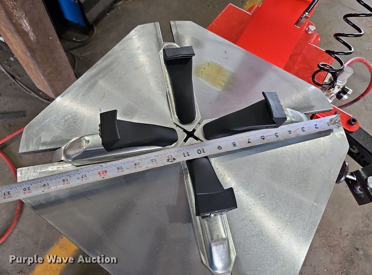 image for item MD9965 2023  tire machine