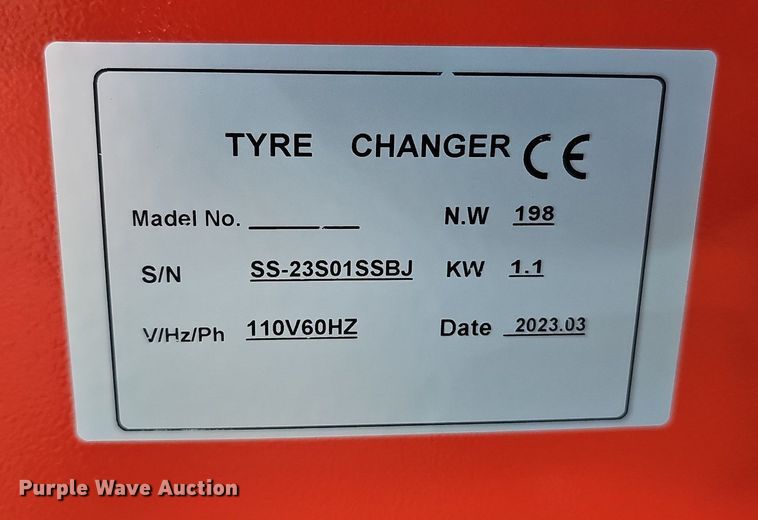 image for item MD9965 2023  tire machine