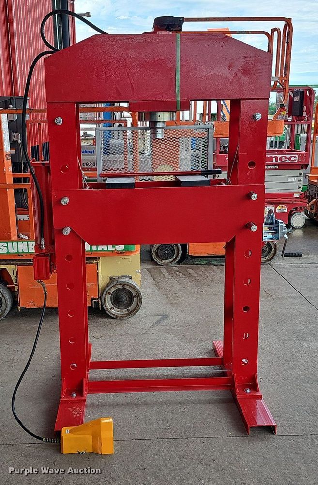 image for item MD9966 Hydraulic press