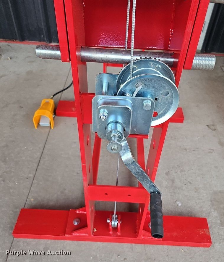 image for item MD9966 Hydraulic press