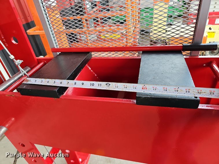 image for item MD9966 Hydraulic press