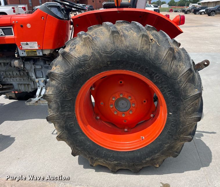 image for item MG9350 Kubota M5030DT  MFWD tractor