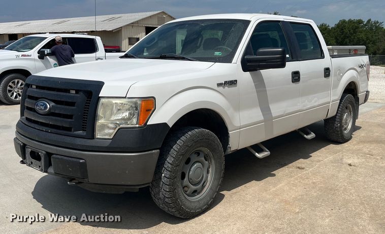 image for item MG9351 2011 Ford F150 XL  SuperCrew pickup truck