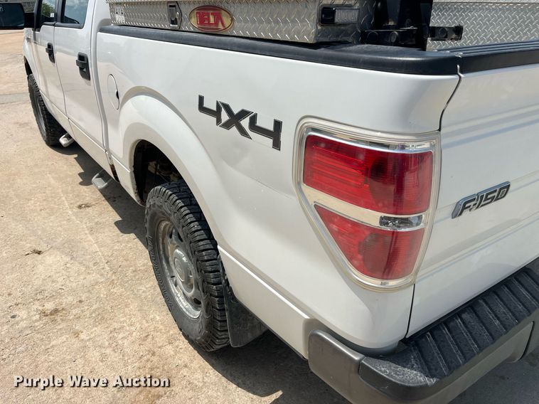 image for item MG9351 2011 Ford F150 XL  SuperCrew pickup truck