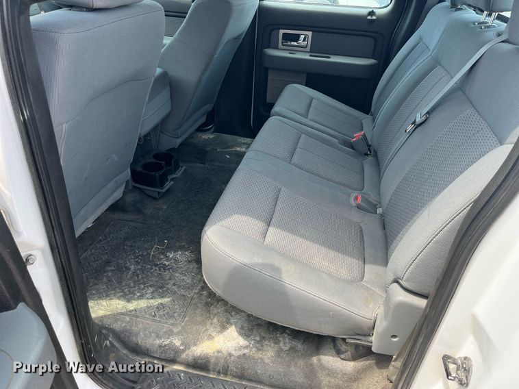 image for item MG9351 2011 Ford F150 XL  SuperCrew pickup truck