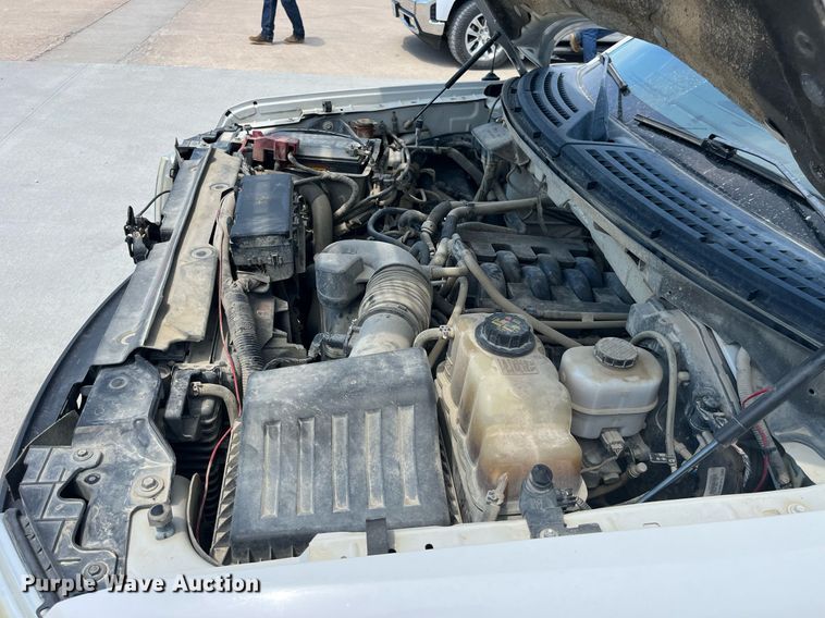 image for item MG9351 2011 Ford F150 XL  SuperCrew pickup truck