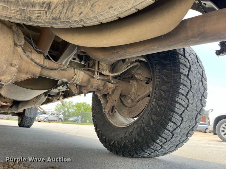 image for item MG9351 2011 Ford F150 XL  SuperCrew pickup truck