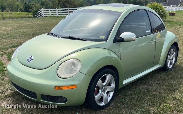 image for item MG9376 2006 Volkswagen New Beetle