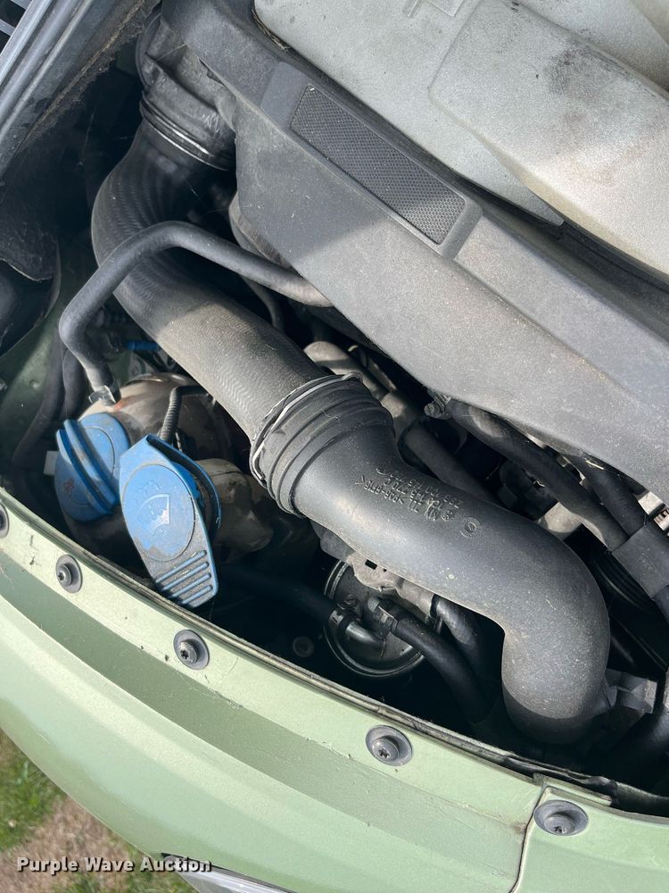 image for item MG9376 2006 Volkswagen New Beetle