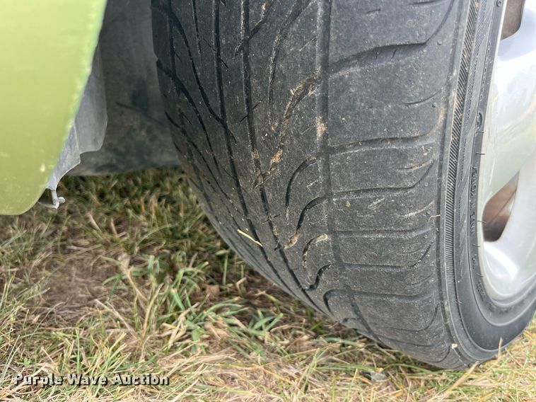 image for item MG9376 2006 Volkswagen New Beetle