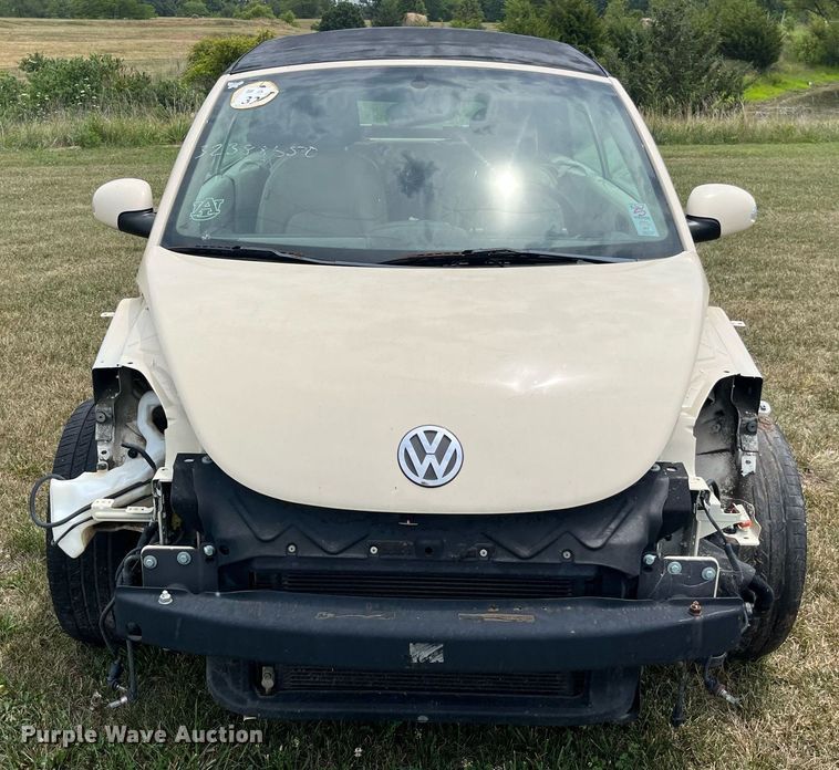 image for item MG9377 2006 Volkswagen New Beetle